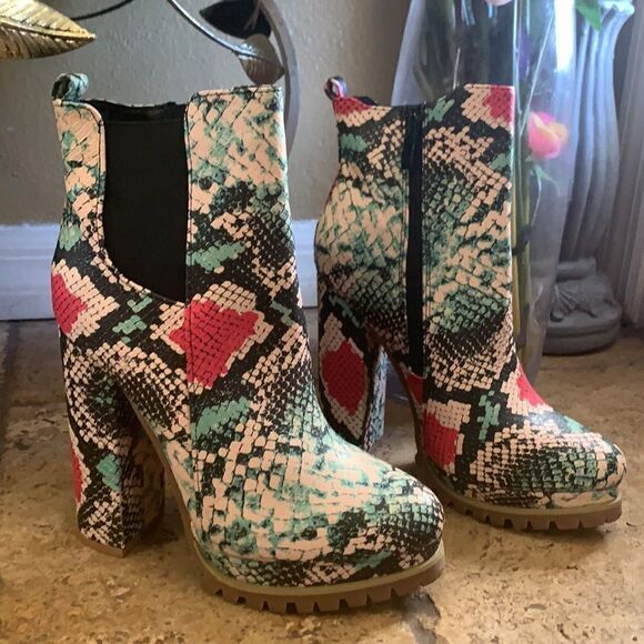 Snakeskin Chunky Heel Boots - Picture 1 of 7